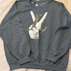 Gray Graphic crewneck Sweater Louis Vuitton tribute